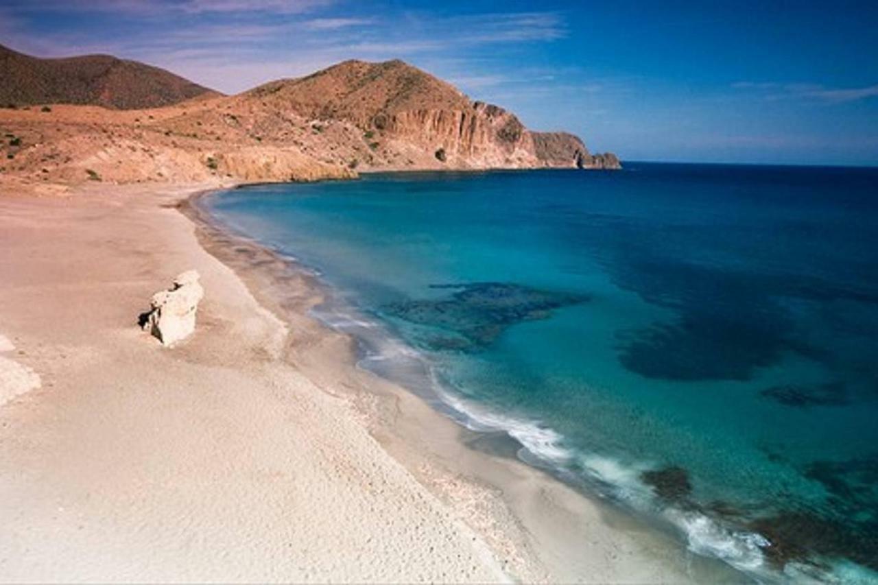 Apartamento Isleta Del Moro, Cabo De Gata لا إيسليتا ديل مورو المظهر الخارجي الصورة